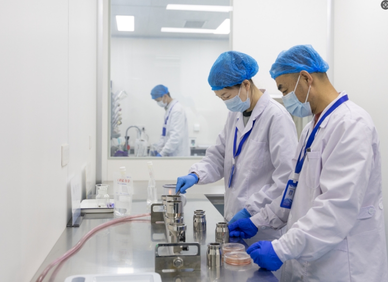 大干100天 決勝保目標(biāo)⑨|銀川中鐵水務(wù)水潤(rùn)公司：百日奮戰(zhàn)在一線(xiàn) 晝夜堅(jiān)守保民生