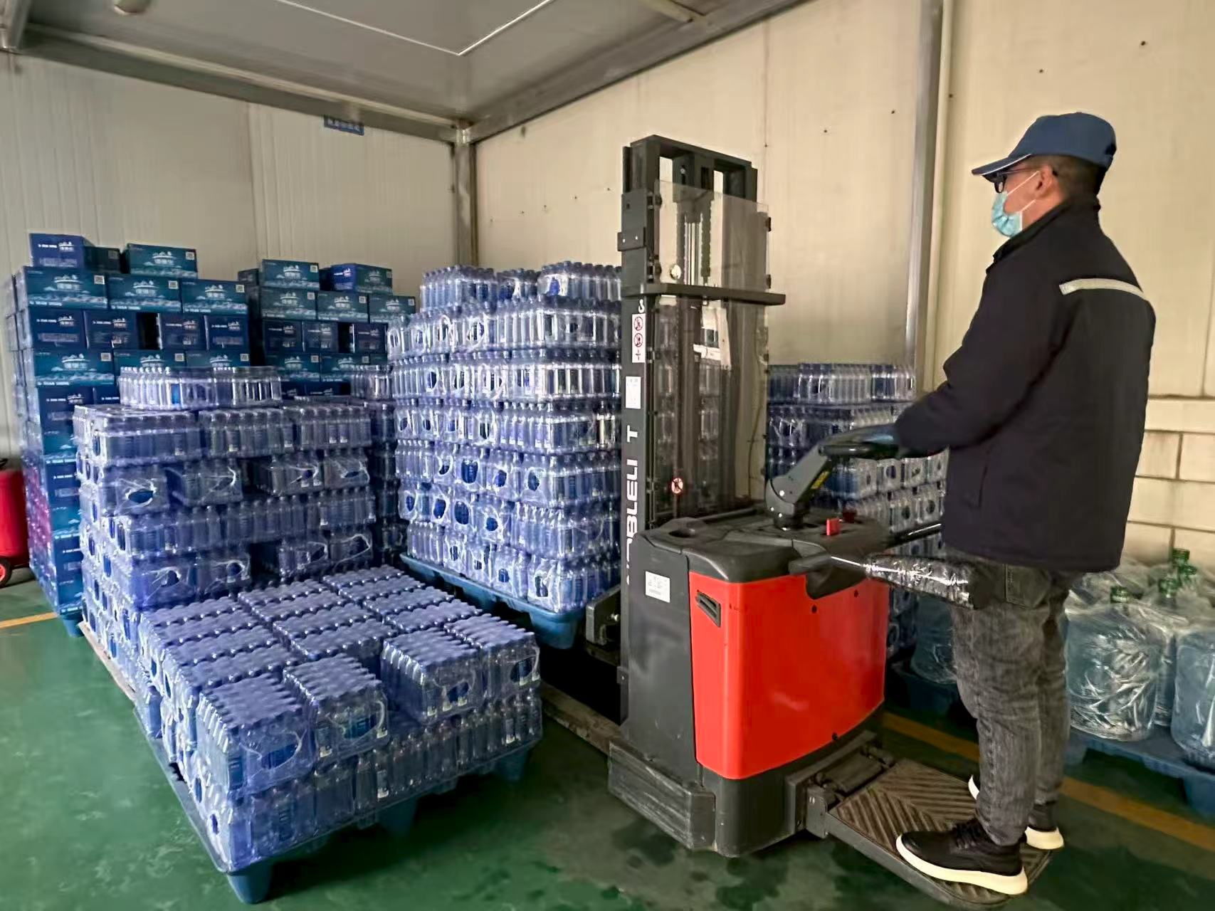 大干100天 決勝保目標(biāo)?|潤(rùn)川礦泉水公司：錨定目標(biāo)全力沖刺 實(shí)干擔(dān)當(dāng)決勝全年